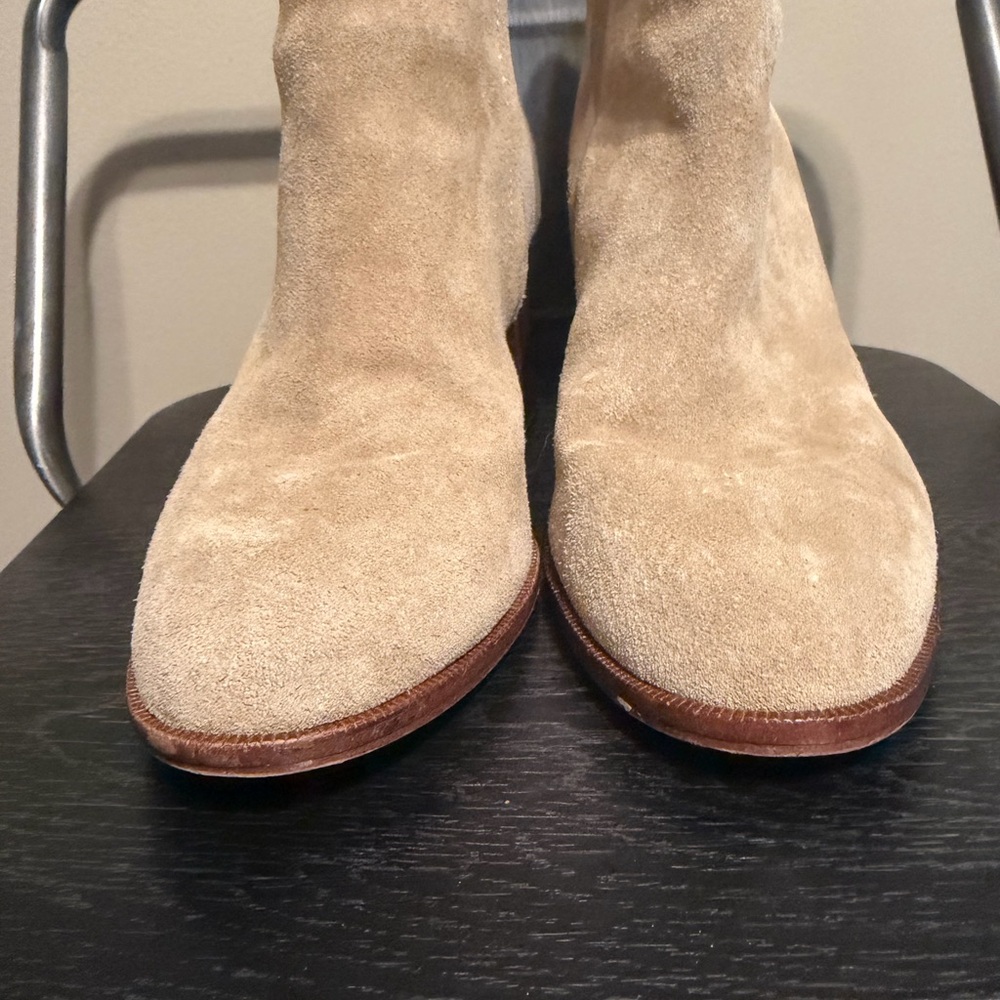 Madewell Beige Suede Ankle Booties 6.5 Stacked Heel - Picture 4 of 16